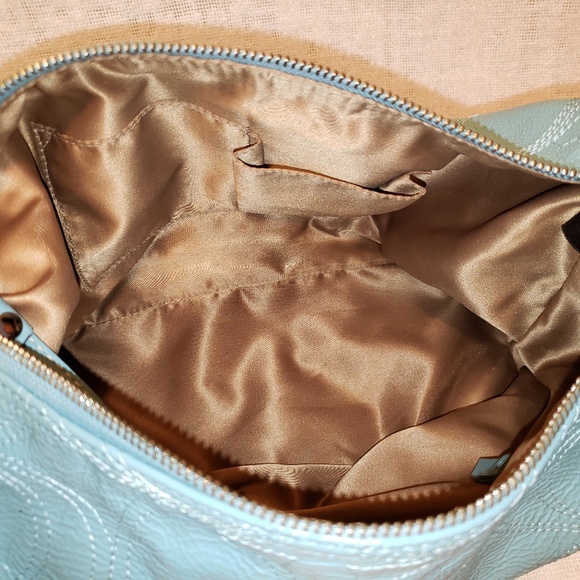 Like New Authentic Coach - Picture 6 of 8